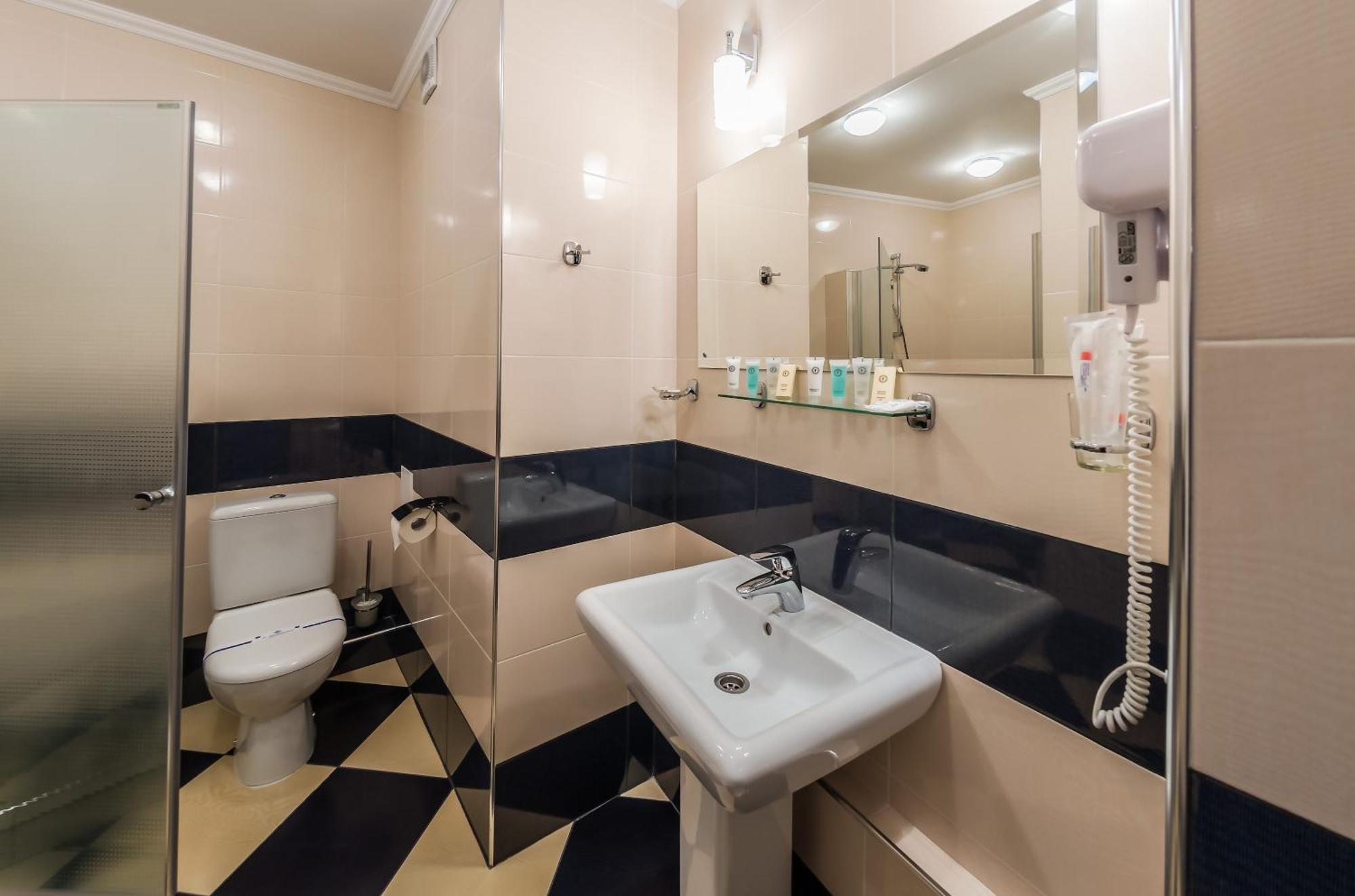 Franz Hotel&Restaurant Ivano-Frankivsk Habitación foto